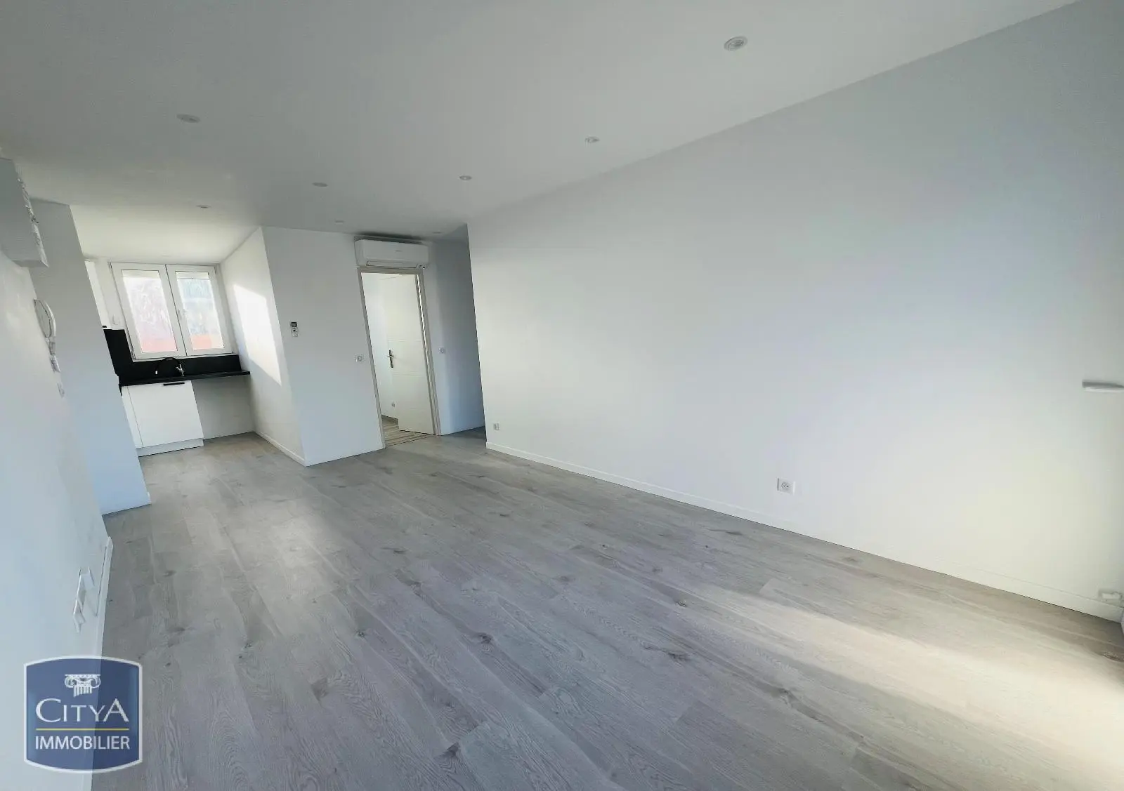 Photo 3 Appartement 4 pièces 61.94m²