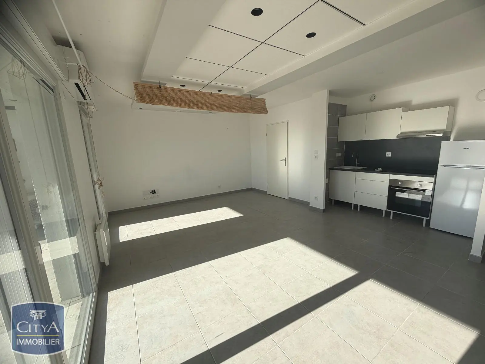 Photo 2 Appartement 1 pièce 41.99m²