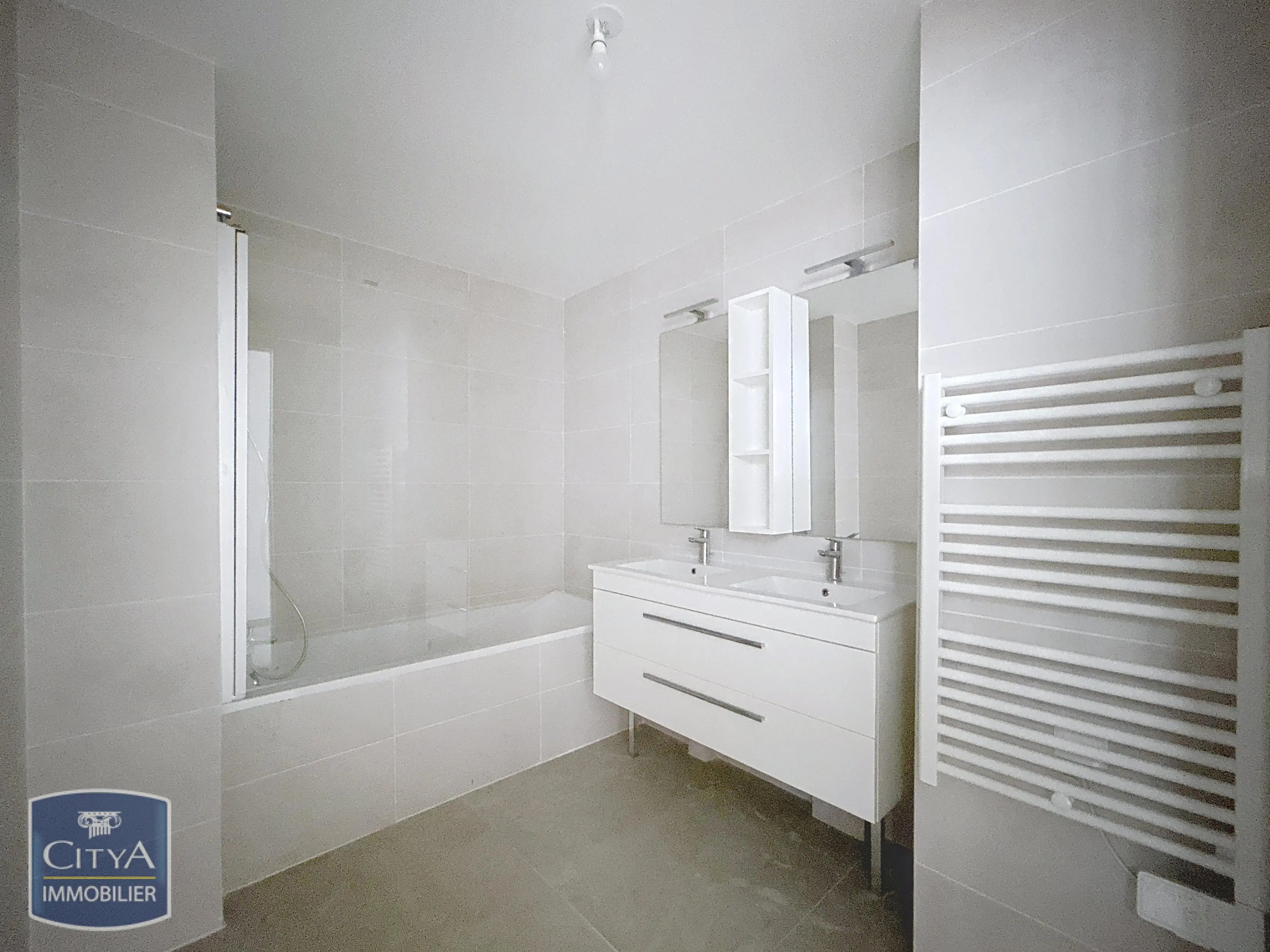 Photo 8 Appartement 4 pièces 94.37m²