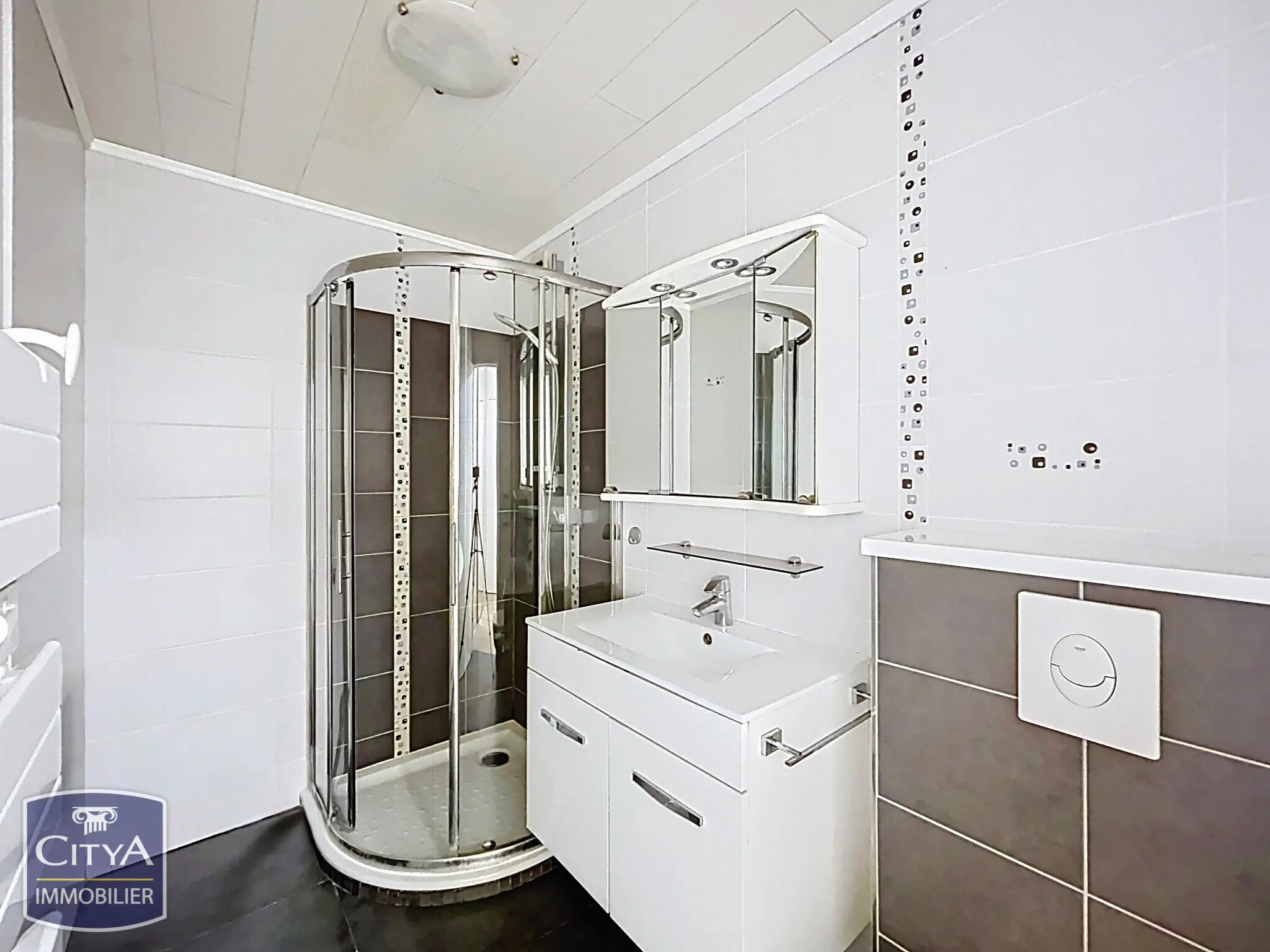 Photo 8 Appartement 1 pièce 31m²