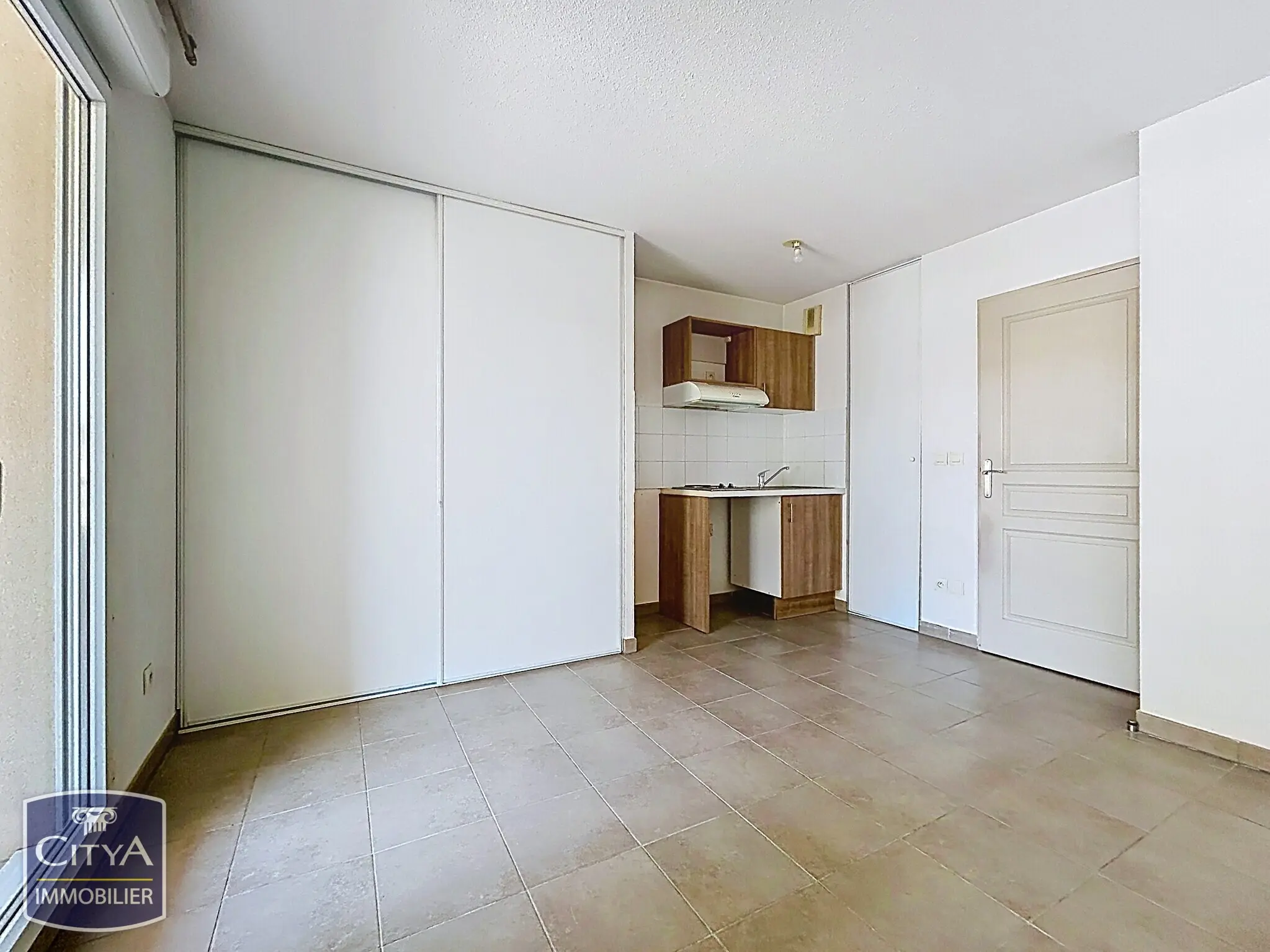 Photo 4 Appartement 1 pièce 28m²