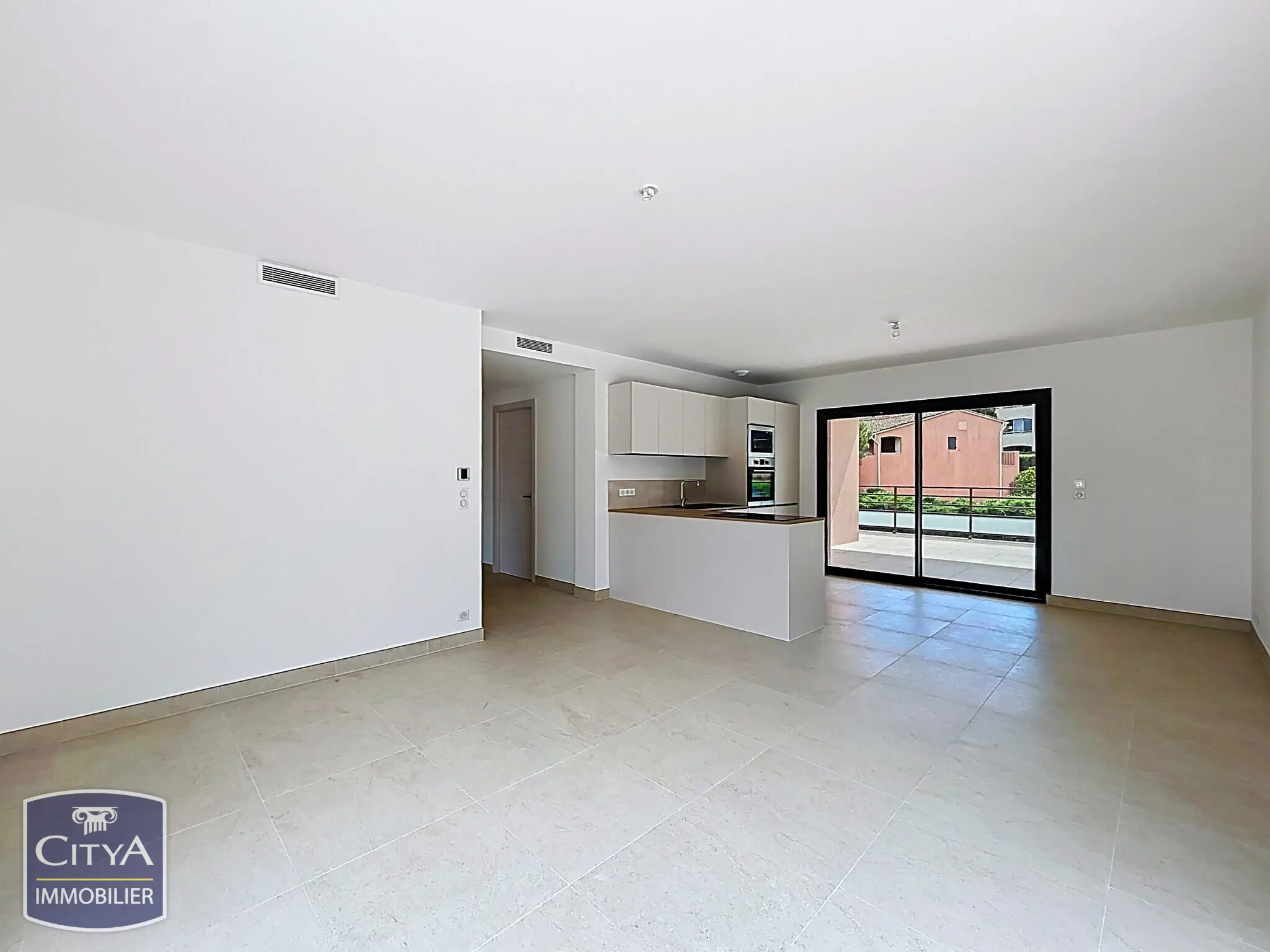 Photo 10 Appartement 4 pièces 92.46m²