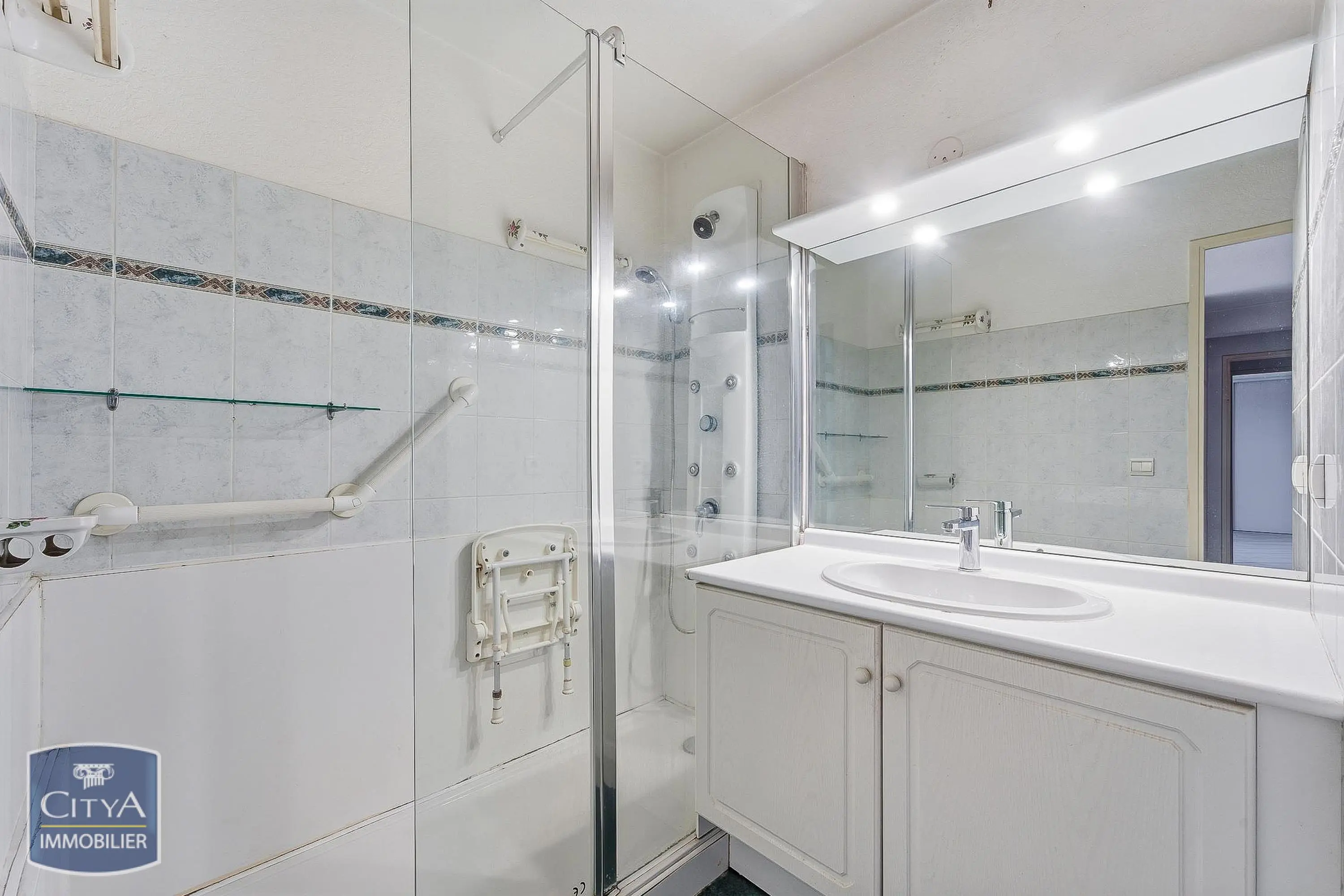 Photo 10 Appartement 4 pièces 124m²