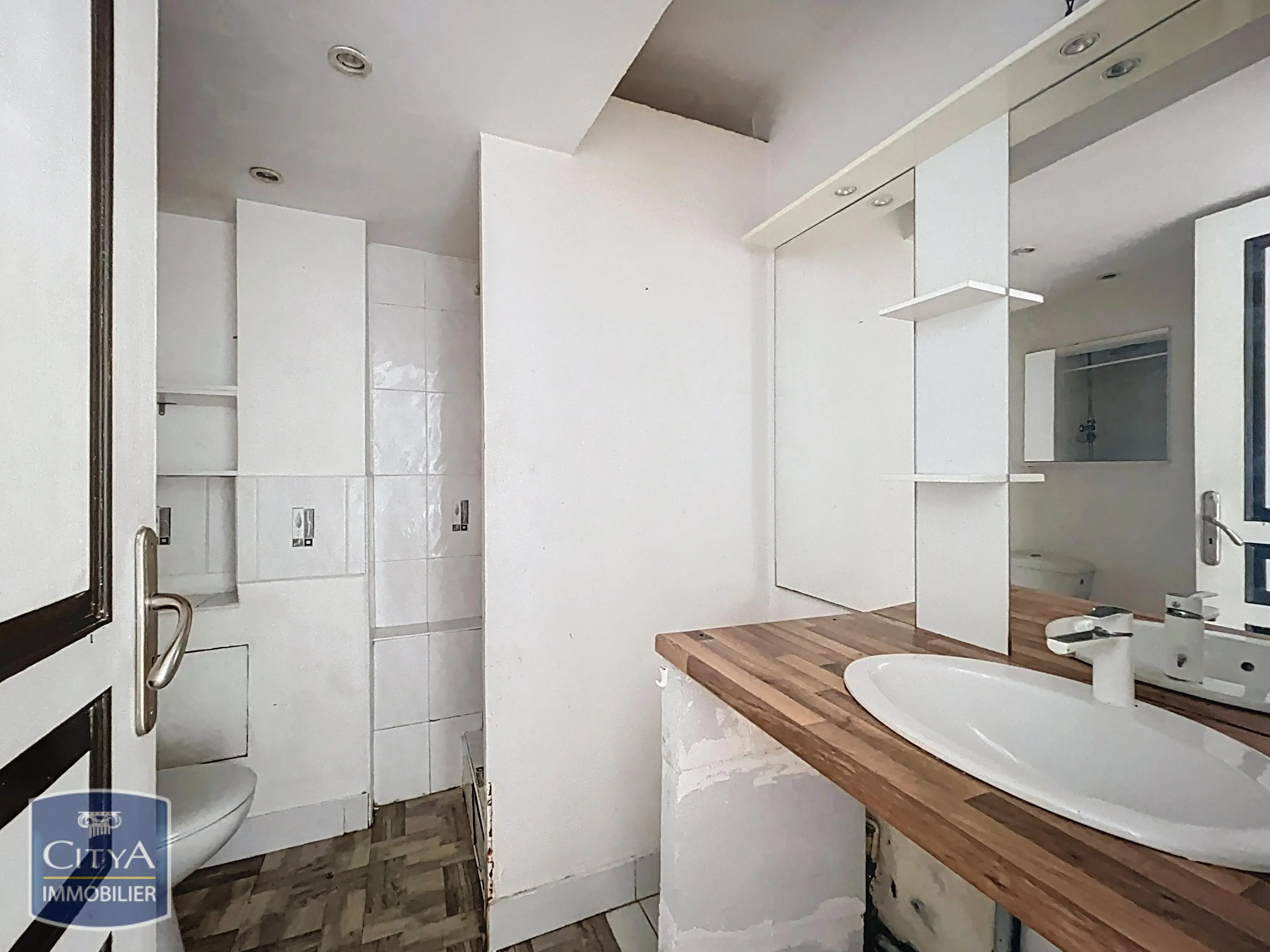 Photo 14 Immeuble 200m²