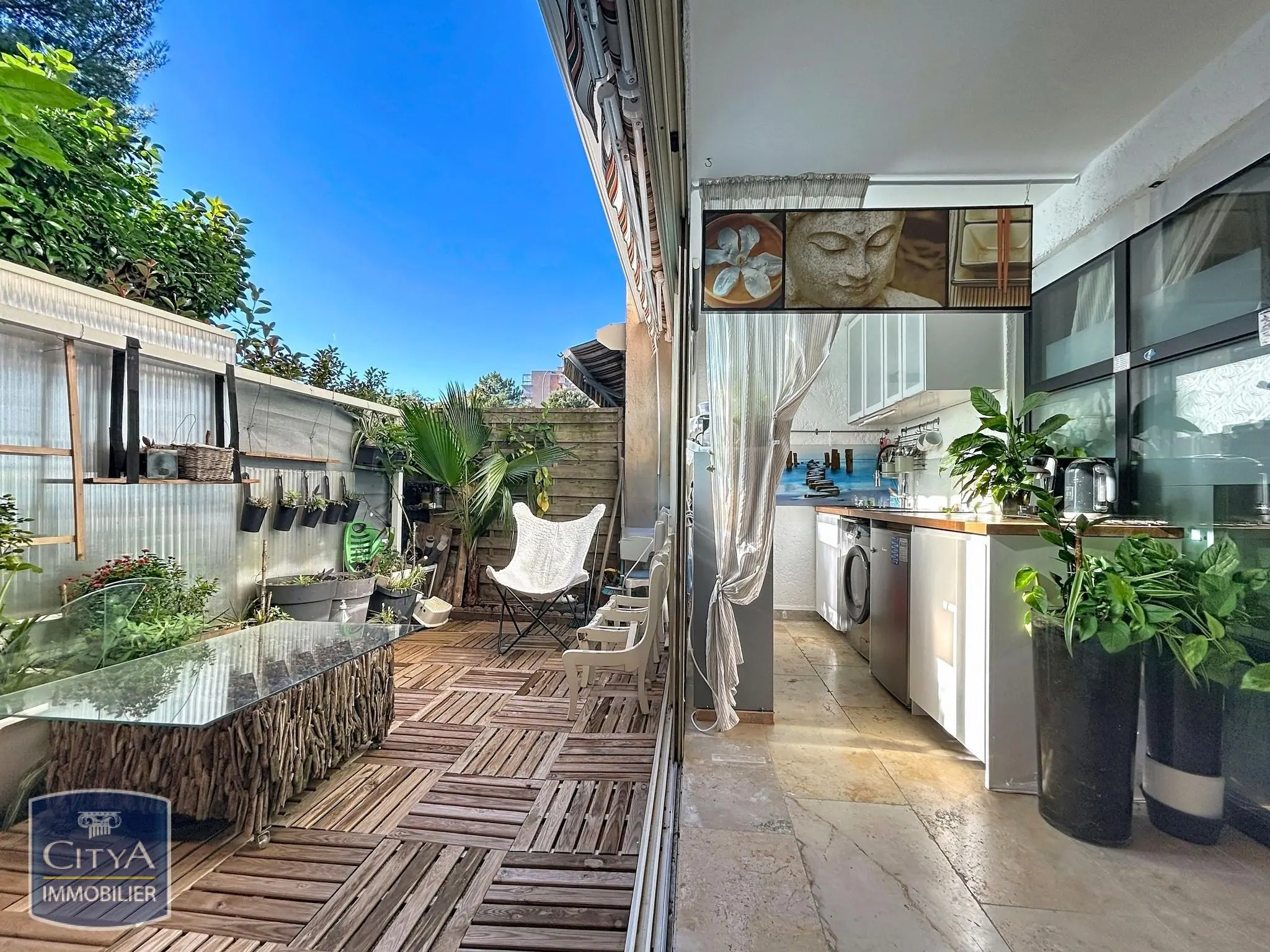 Photo 1 Appartement 1 pièce 26m²