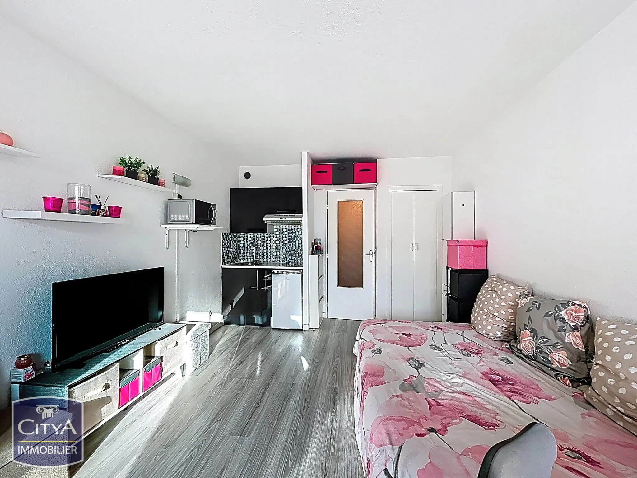 Photo 3 Appartement 1 pièce 23.87m²