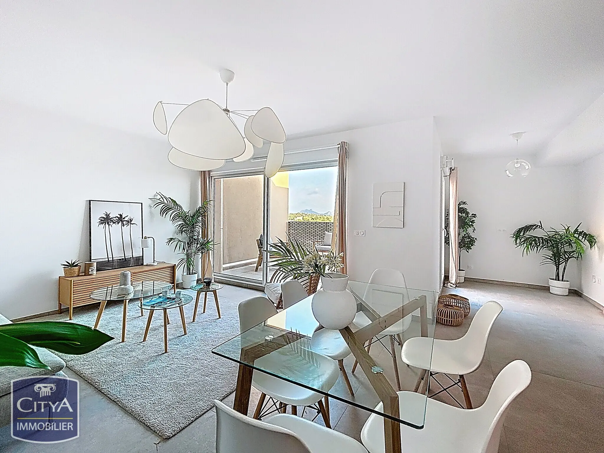 Photo 1 Appartement 4 pièces 81.59m²