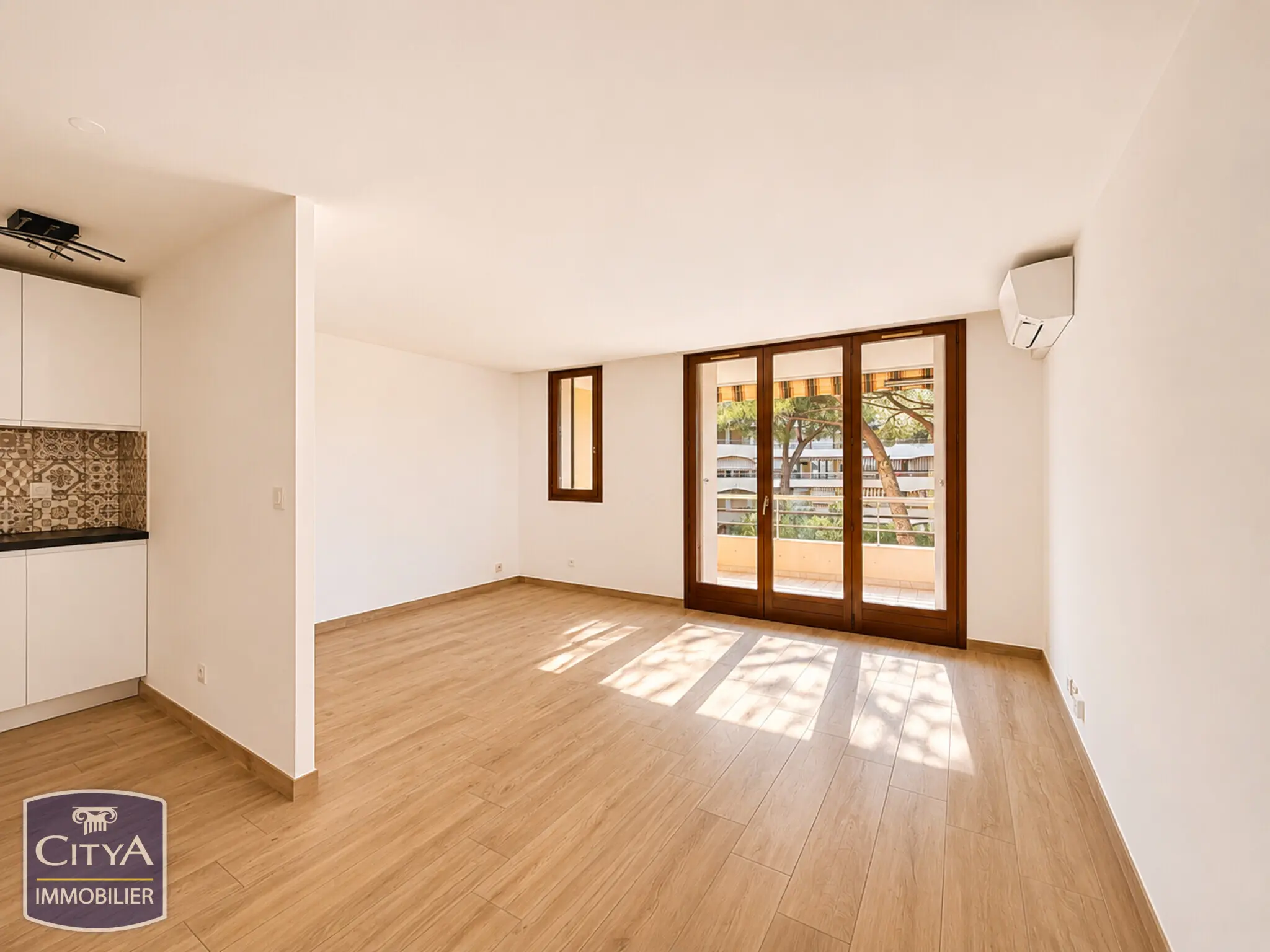 Photo 3 Appartement 1 pièce 31.22m²