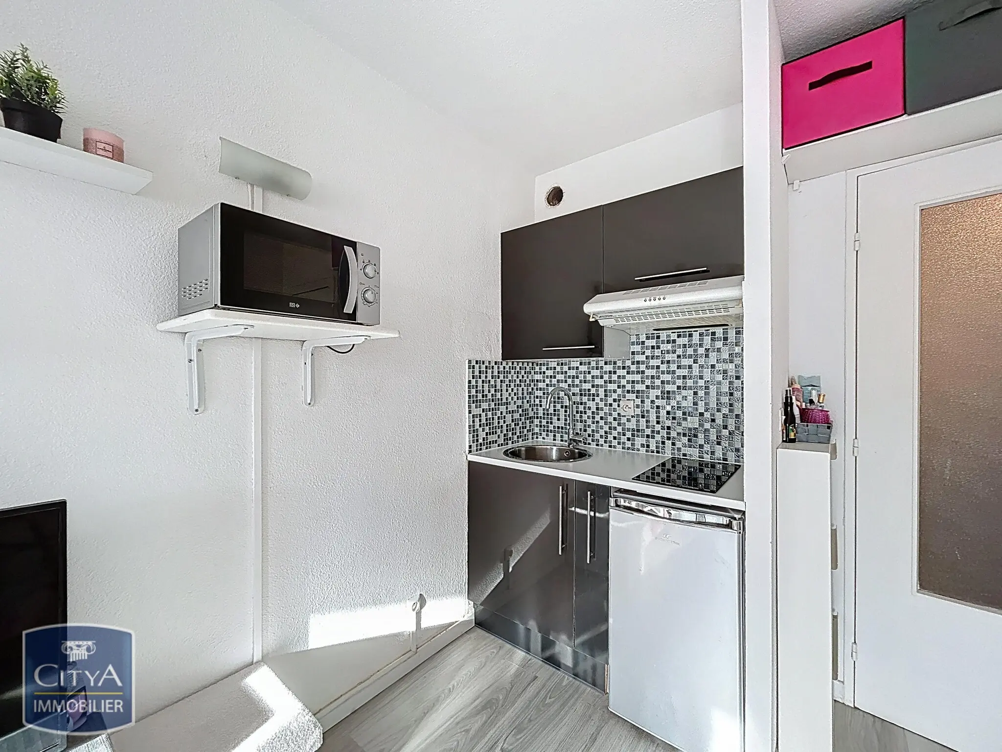 Photo 4 Appartement 1 pièce 23.87m²