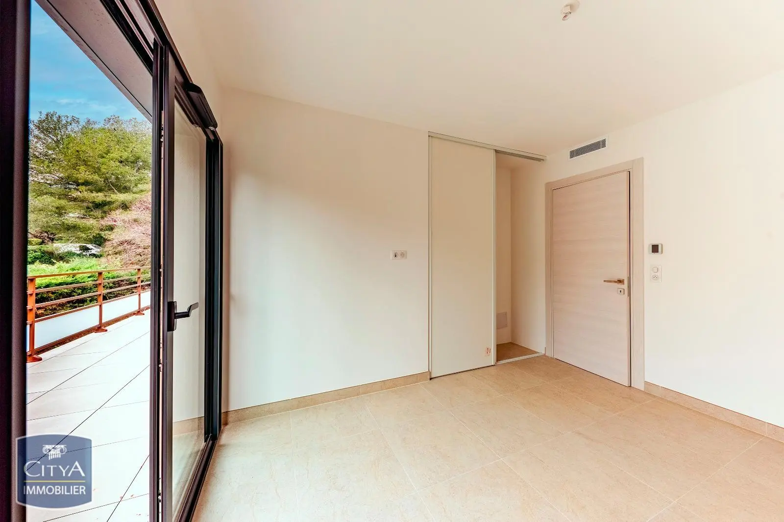 Photo 10 Appartement 4 pièces 92.46m²