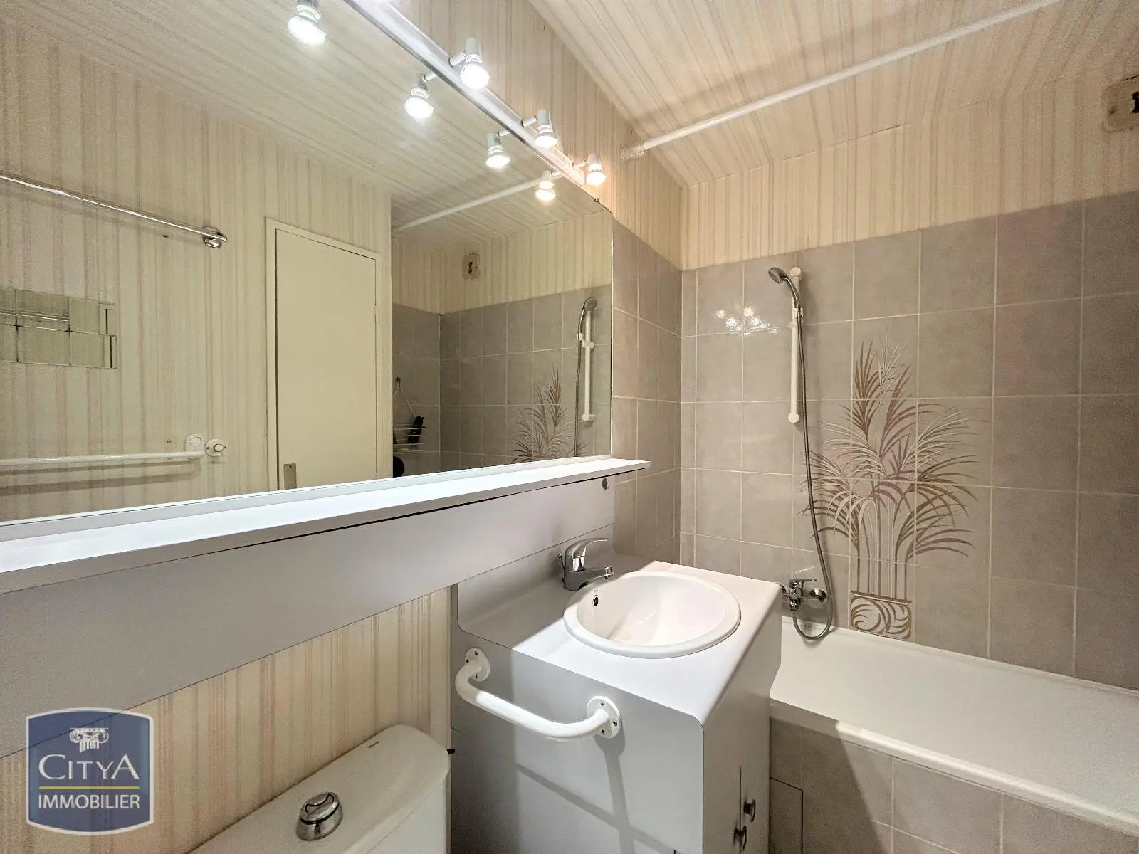 Photo 6 Appartement 1 pièce 31.7m²