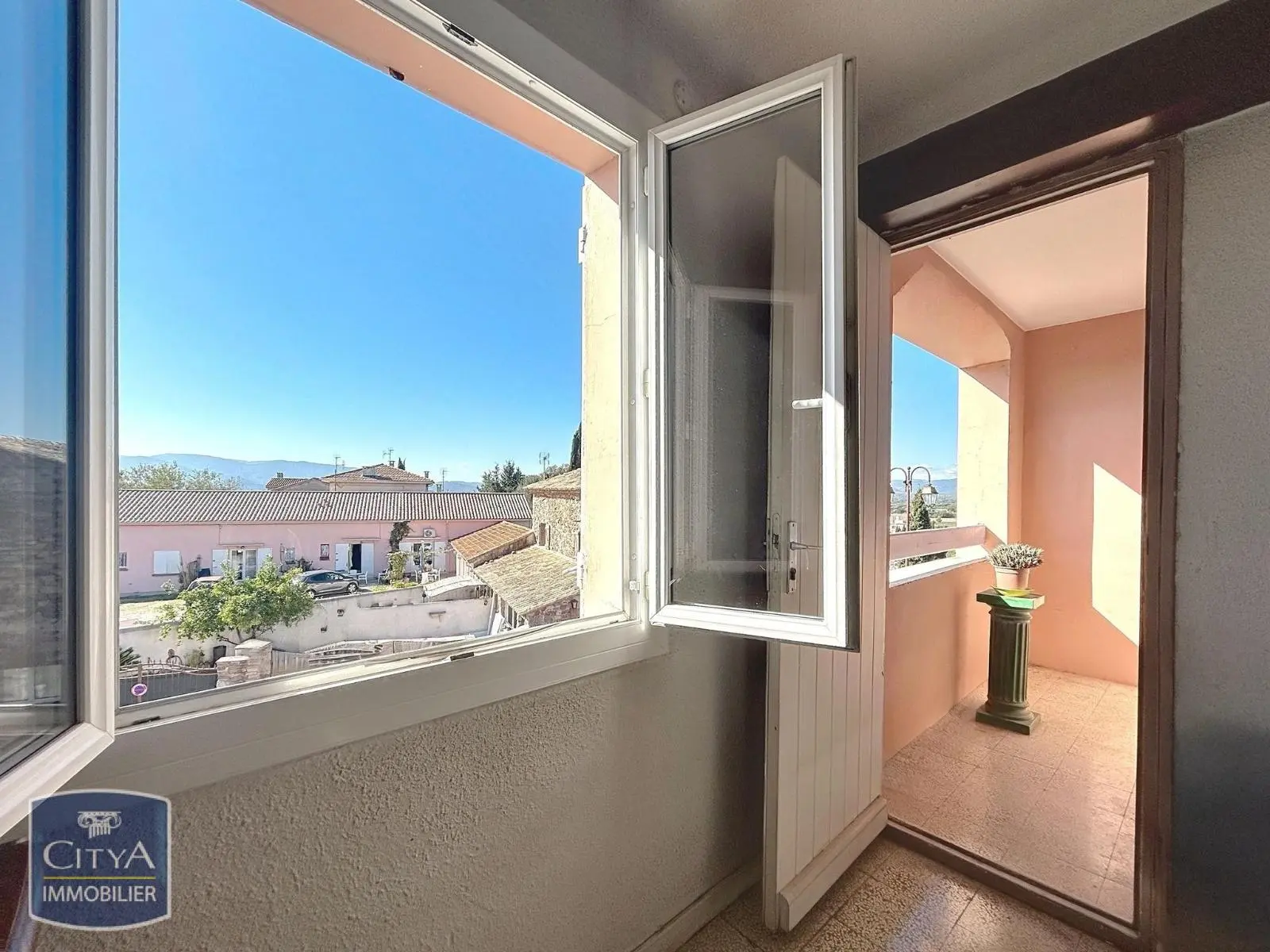 Photo 2 Appartement 4 pièces 70m²