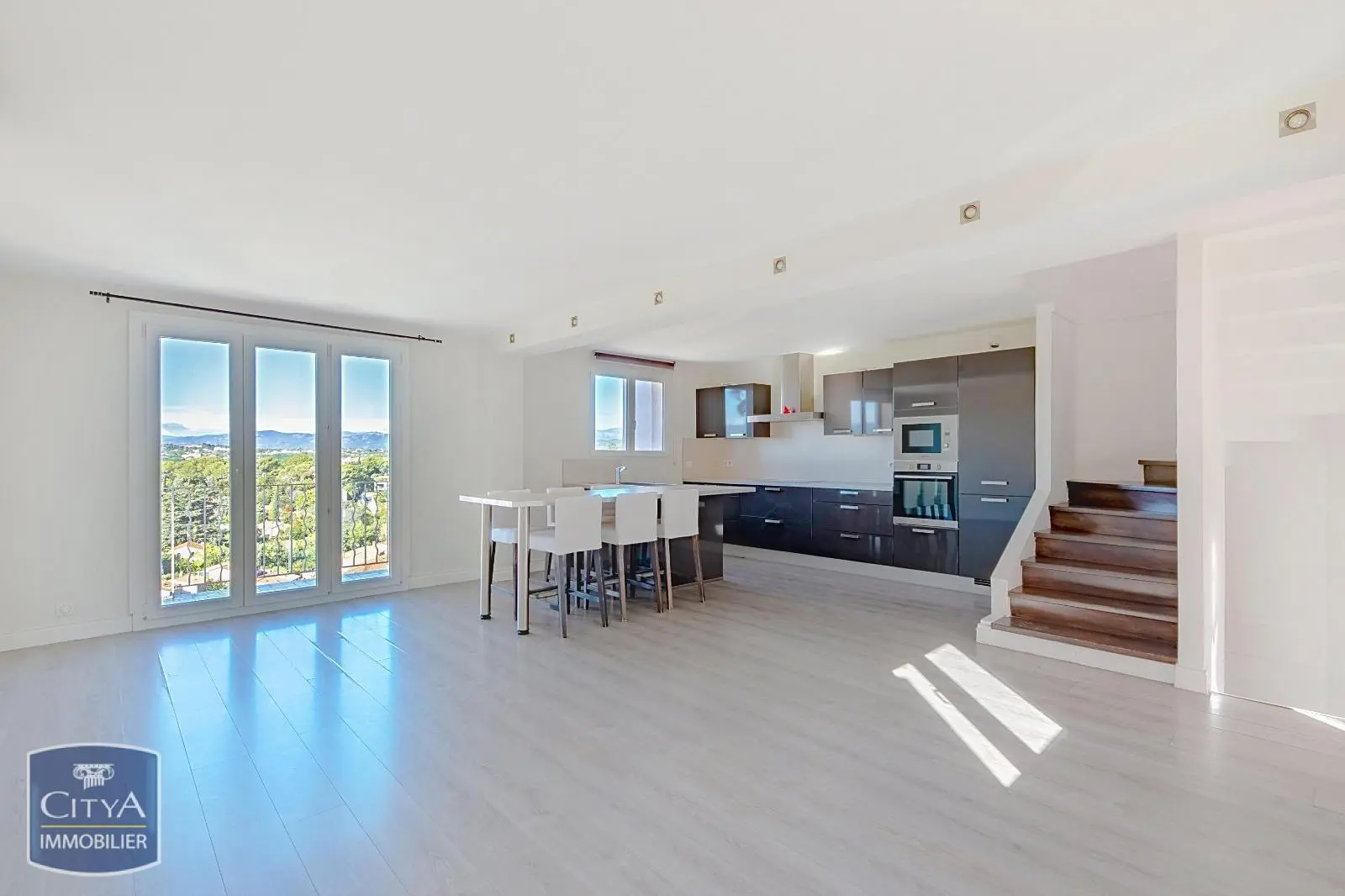 Photo 2 Maison 4 pièces 87.8m²