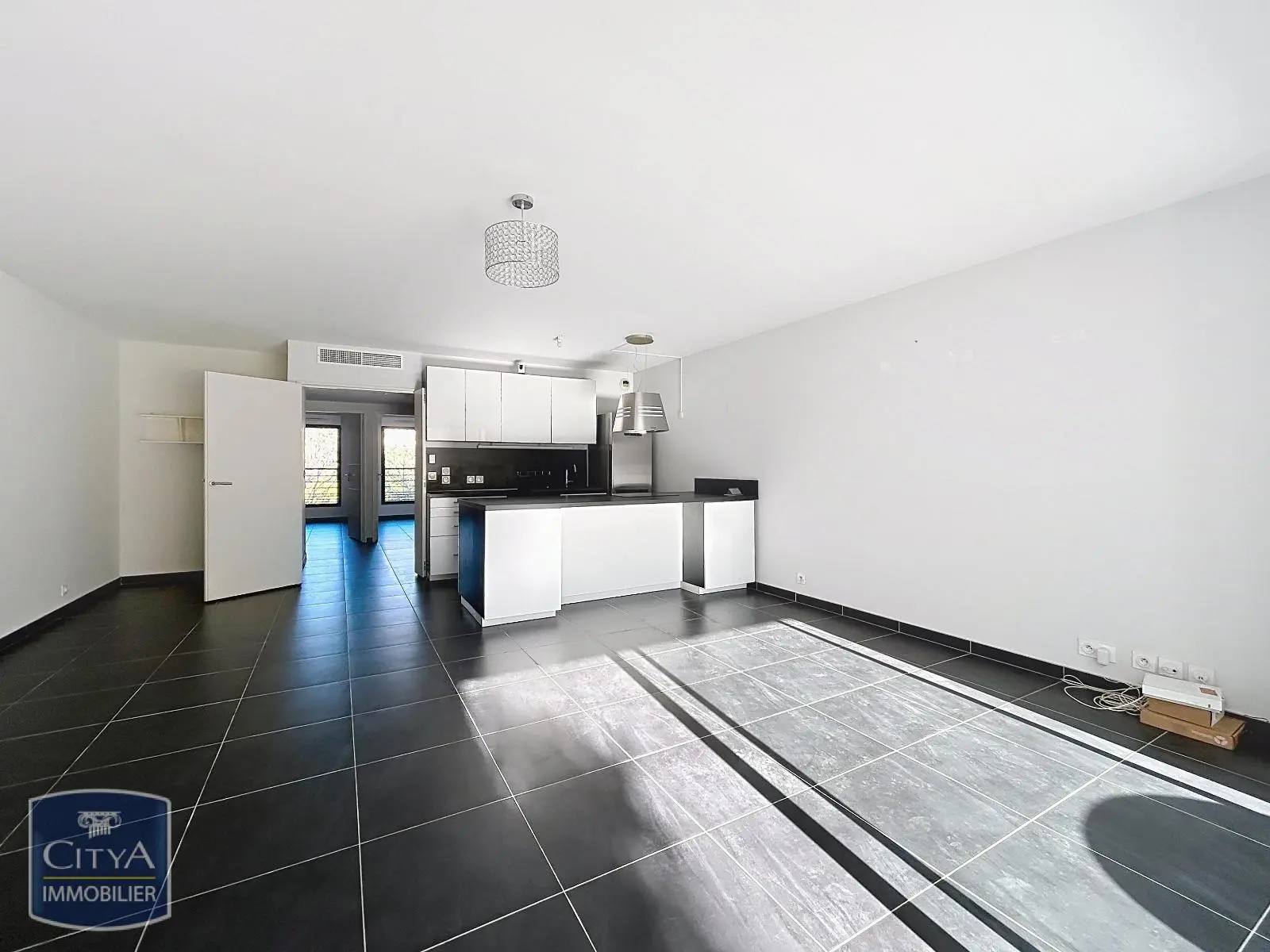 Photo 8 Appartement 3 pièces 77m²