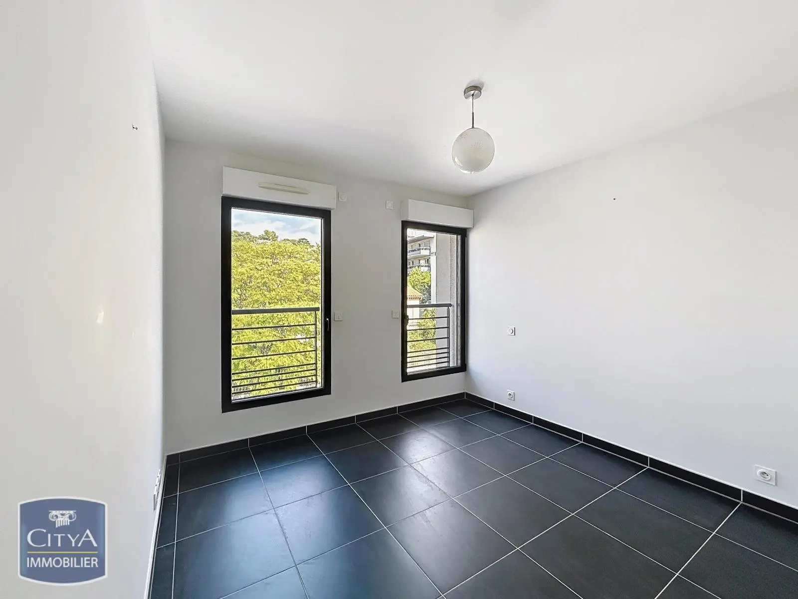 Photo 3 Appartement 3 pièces 77m²