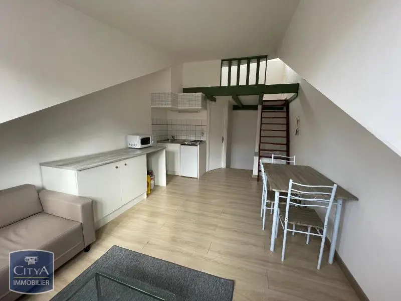 Photo 2 Appartement 1 pièce 21.5m²