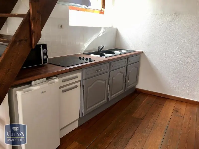 Photo 1 Appartement 1 pièce 22.71m²