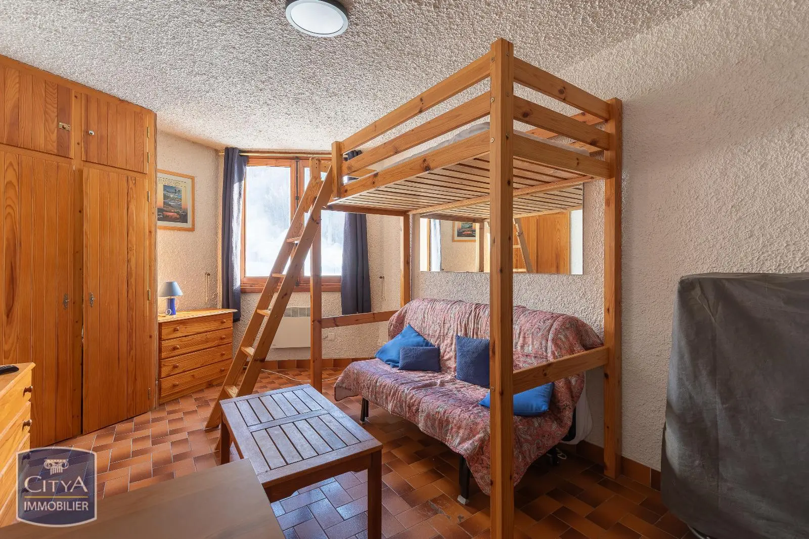 Photo 1 Appartement 1 pièce 20.37m²