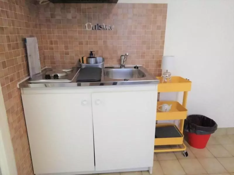 Photo 3 Appartement 1 pièce 14.61m²