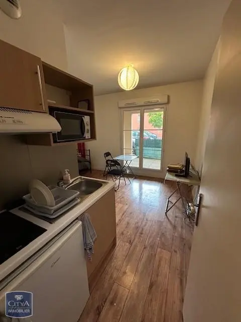 Photo 1 Appartement 1 pièce 22m²
