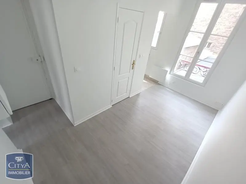 Photo 2 Appartement 2 pièces 22.74m²