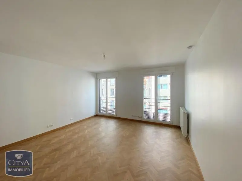 Photo 1 Appartement 1 pièce 28.84m²