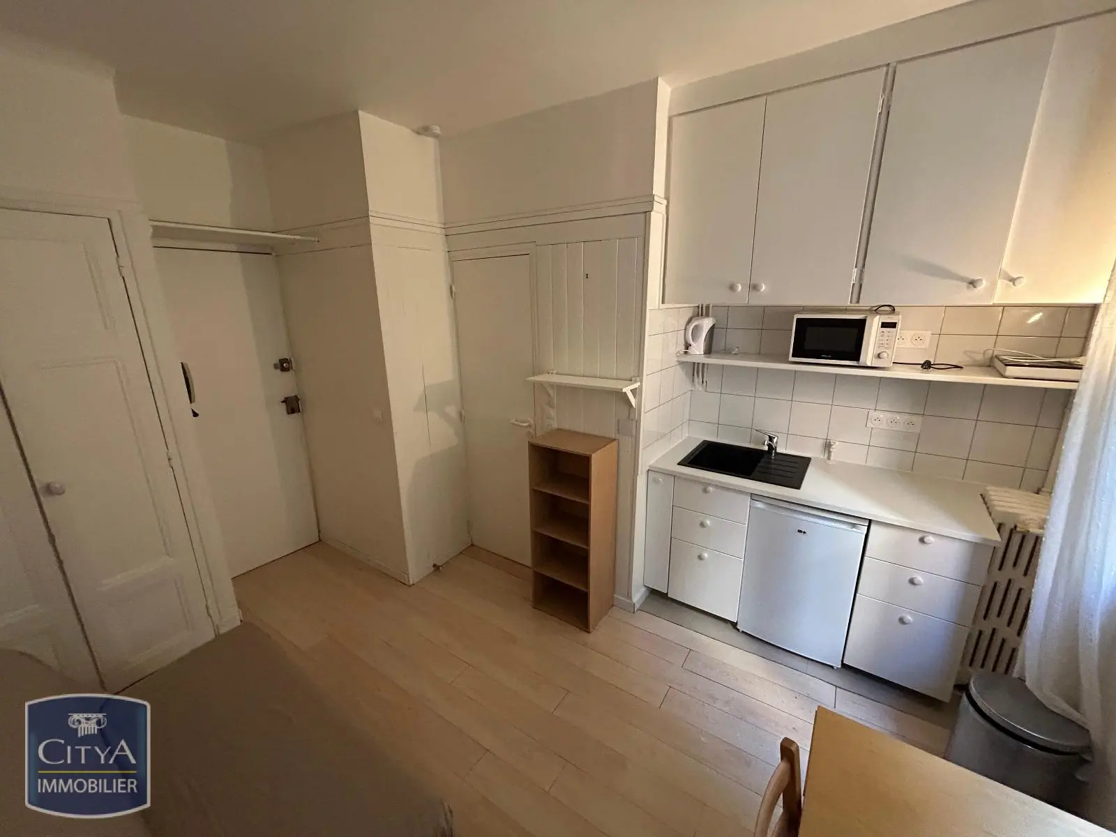 Photo 1 Appartement 1 pièce 13.47m²