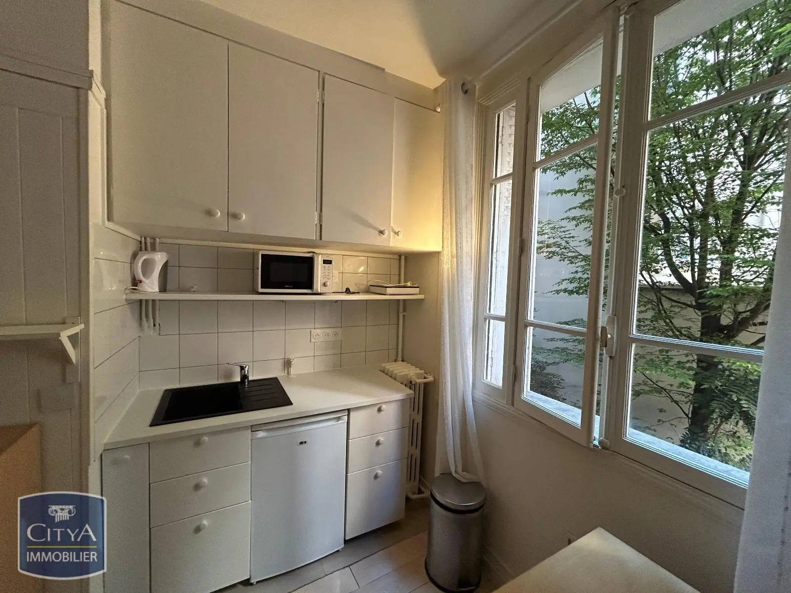 Photo 2 Appartement 1 pièce 13.47m²