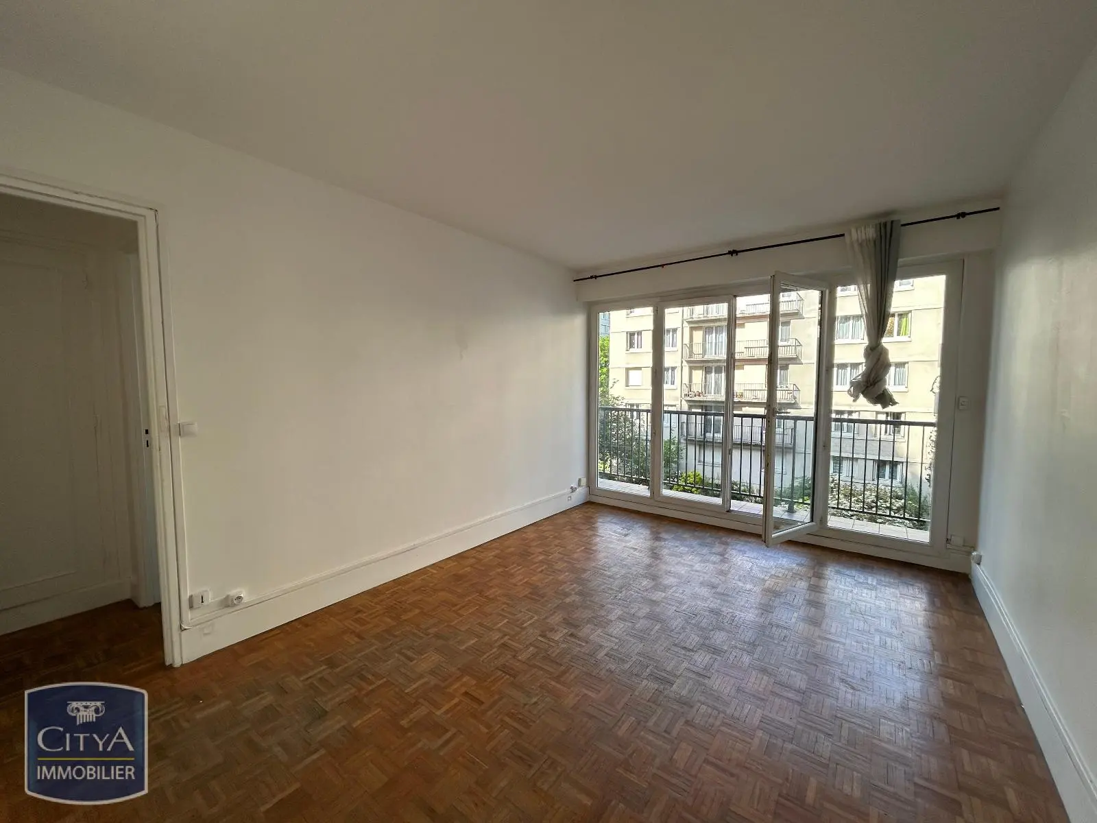 Photo 2 Appartement 1 pièce 26.65m²