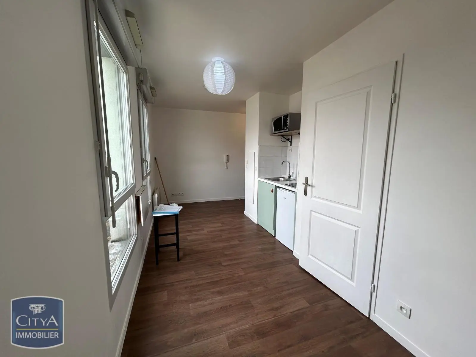 Photo 2 Appartement 1 pièce 18.07m²