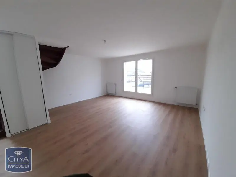 Photo 1 Appartement 4 pièces 80.89m²