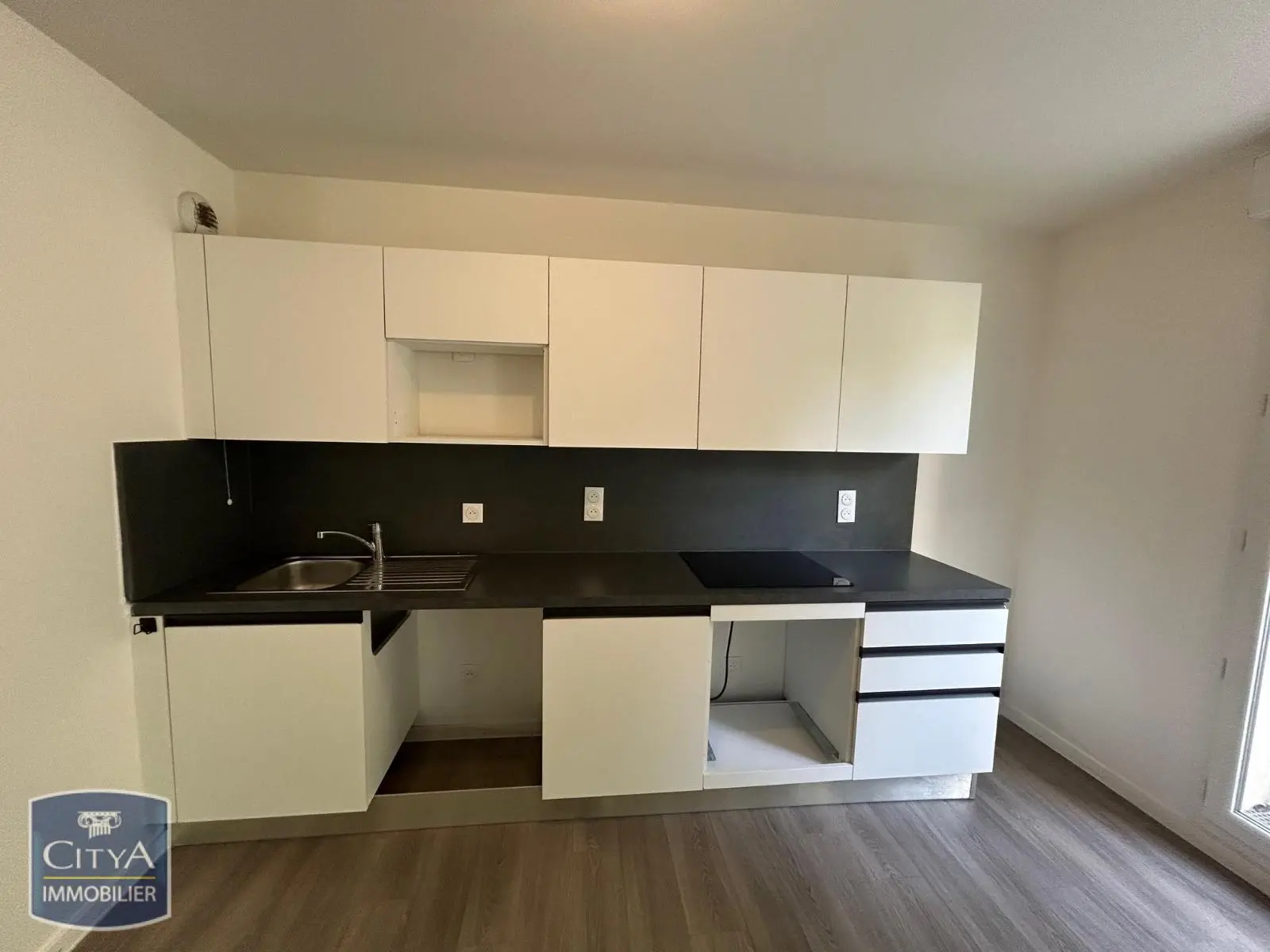 Le Blanc-Mesnil (93150) Appartement 3 pièces 65.76m² photo 3