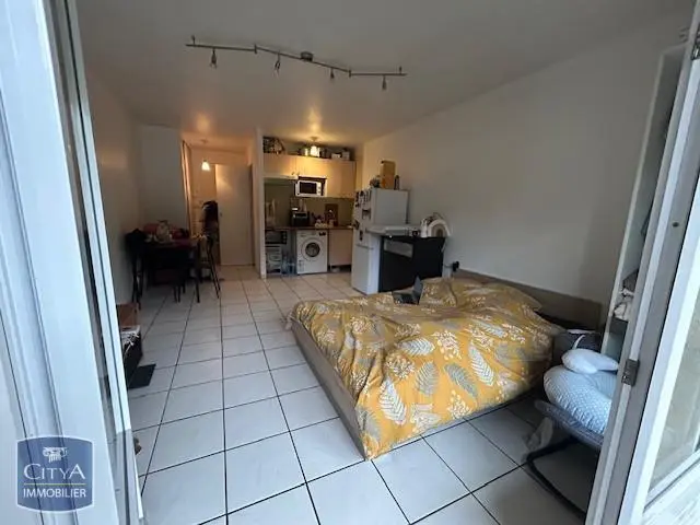 Photo 2 Appartement 1 pièce 24.67m²