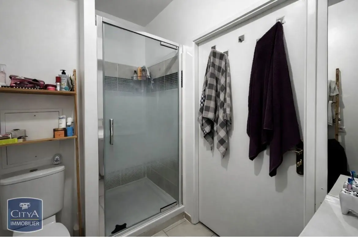 Photo 2 Appartement 1 pièce 25.01m²