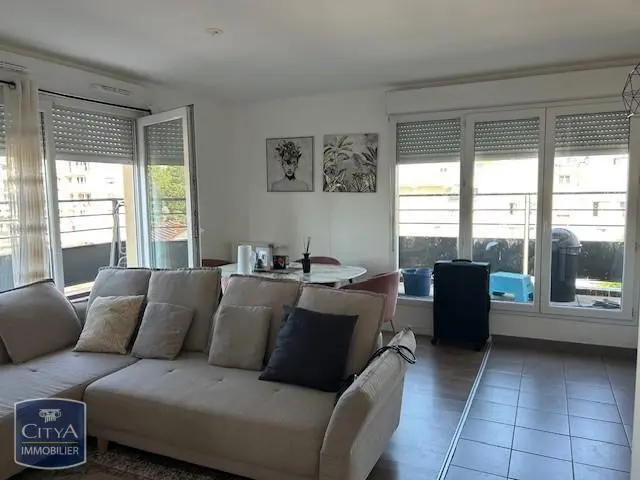Épinay-sur-Seine (93800) Appartement 3 pièces 56.9m² photo 2