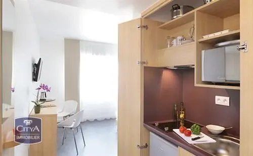 Photo 2 Appartement 1 pièce 23.6m²