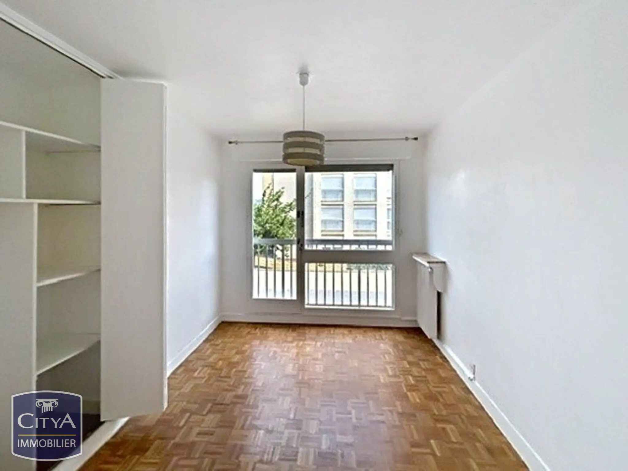 Photo 2 Appartement 4 pièces 80m²