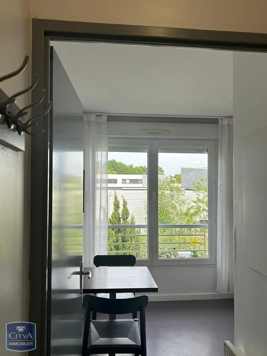 Photo 2 Appartement 1 pièce 19m²