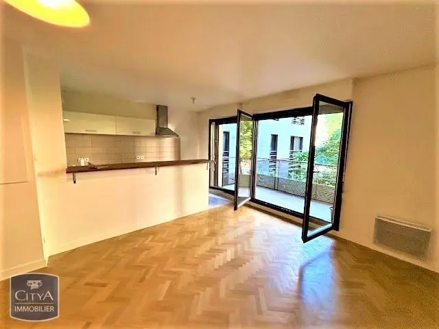Photo 2 Appartement 2 pièces 49m²