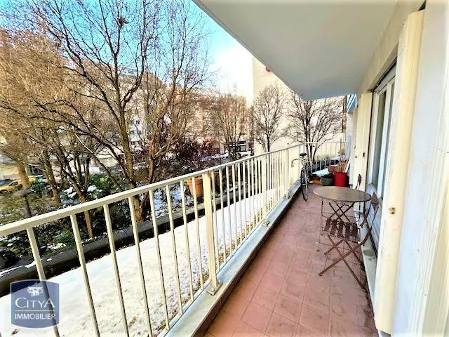 Photo 1 Appartement 1 pièce 32m²