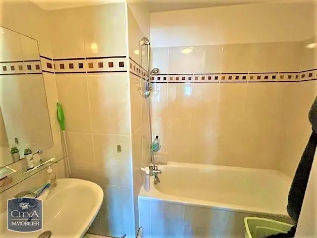 Photo 3 Appartement 4 pièces 84m²