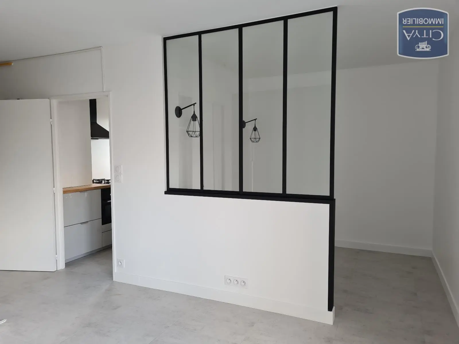 Photo 1 Appartement 1 pièce 34.28m²