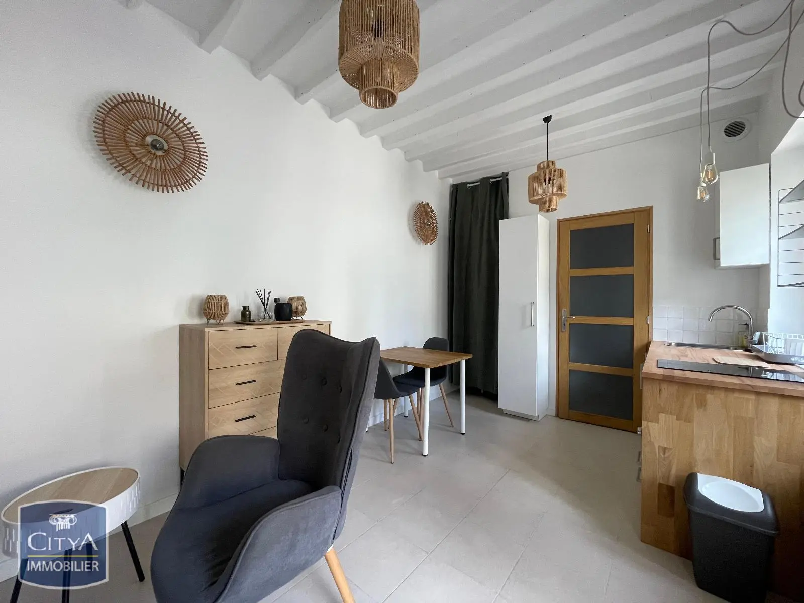 Photo 2 Appartement 1 pièce 17.59m²