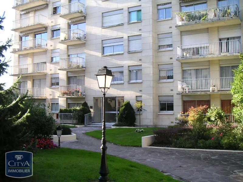 Photo 1 Appartement 1 pièce 25m²