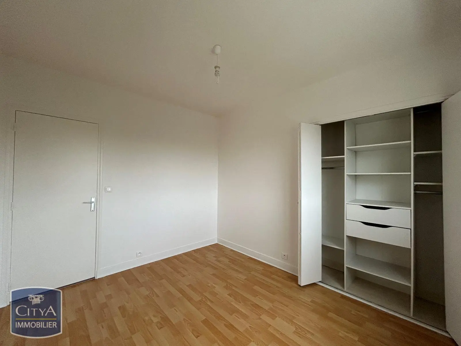 Photo 13 Appartement 4 pièces 115.12m²