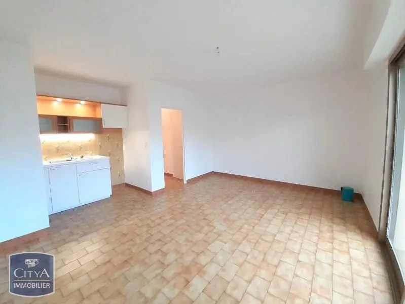 Photo 1 Appartement 1 pièce 30m²