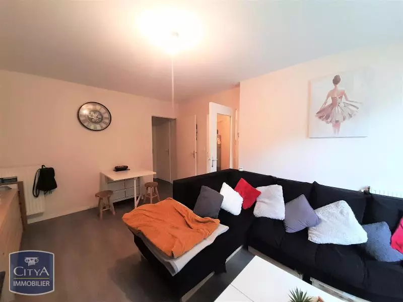 a louer chartres proche paris t2 centre ville luce