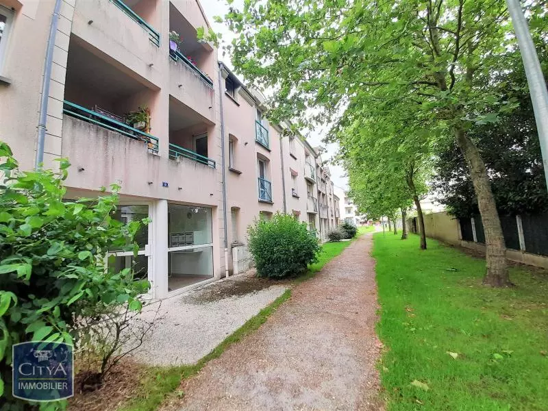 a louer chartres proche paris t2 centre ville luce