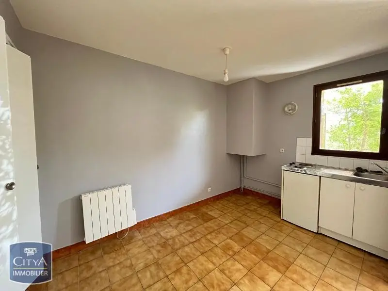 Photo 3 Appartement 1 pièce 28.36m²