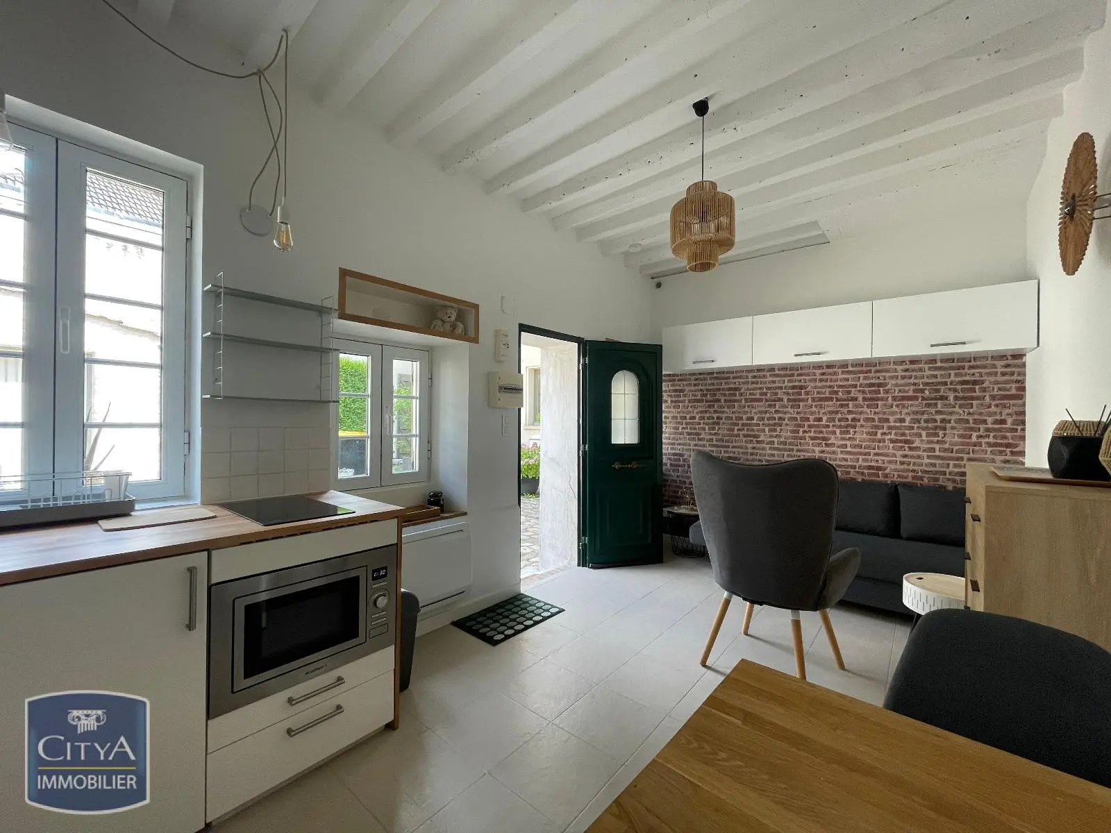 Photo 1 Appartement 1 pièce 17.59m²